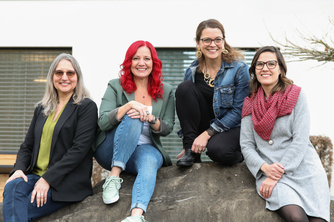 von links nach rechts: Esther Zihlmann, Jessica Leins, Lucienne Deubelbeiss, Corina Aschwanden